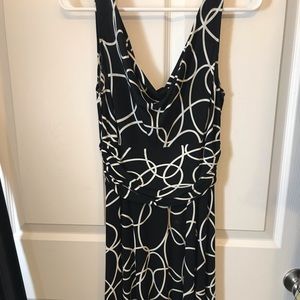 Black and white dress size 8 (2 + get 10% off)